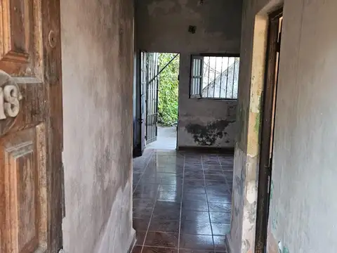 Casa 3 ambientes con 1 baño
