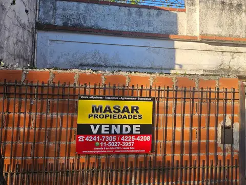 Casa 3 amb a reciclar  U$s 43.000 Ituzaingo al 3100 Lanus E