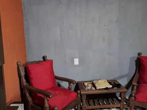 CASA VENTA B° SCALABRINI ORTIZ ZONA ESTE 2 DORM