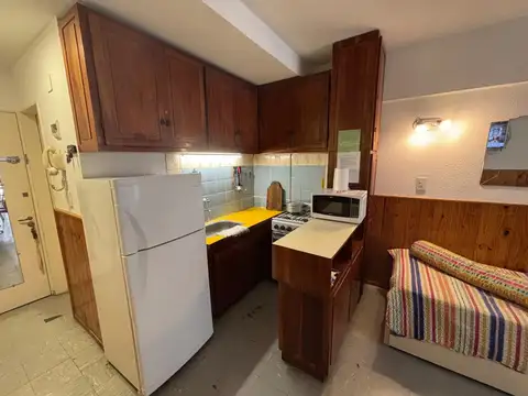 Av. Colon 1300, Piso 5