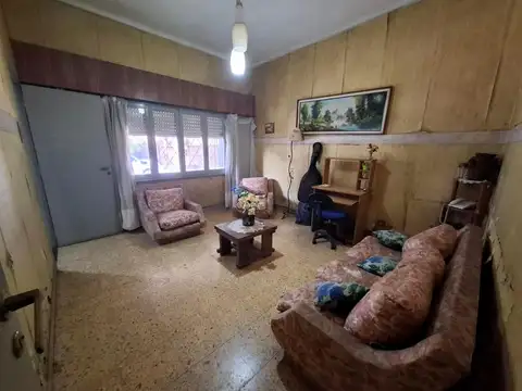 Depto Tipo Casa 4 ambientes con 2 baños