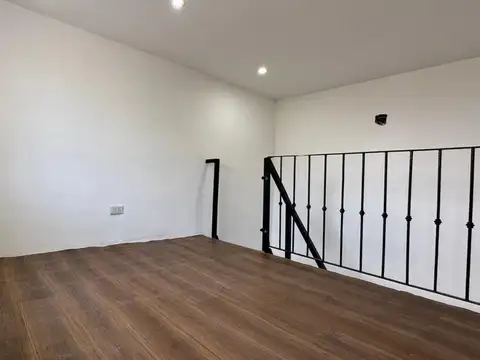 Depto Tipo Casa 2 ambientes con 1 baño