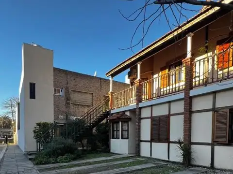 CASA EN VENTA - MERLO