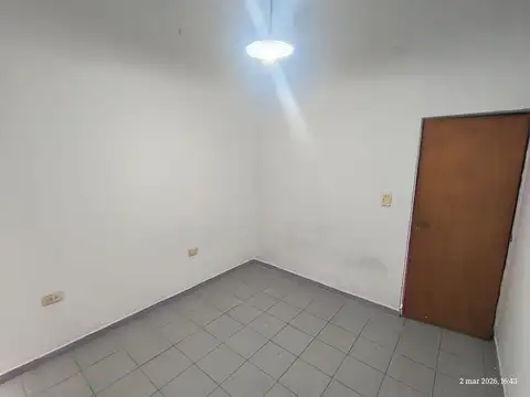 Depto Tipo Casa en Alquiler en Quilmes Oeste, $ 360.000