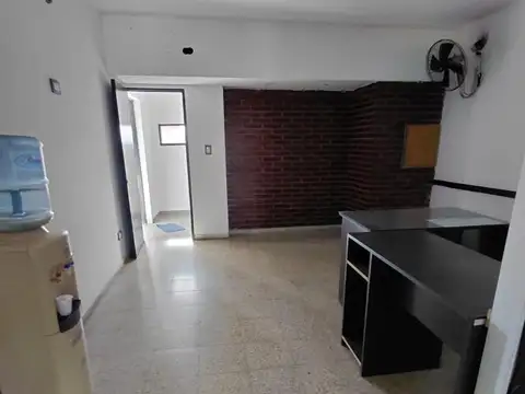 Local en Alquiler en Barrio España y Hospitales, $ 1.200.000