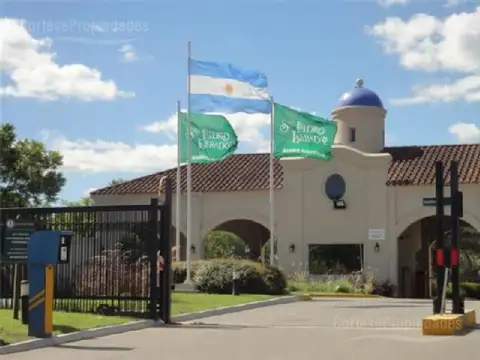 Barrio San Isidro Labrador lote interno