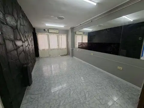 ALQUILER - 3 AMBIENTES - SIN EXPENSAS