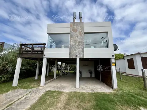 Venta casa 3 dormitorios Balneario Buenos Aires.