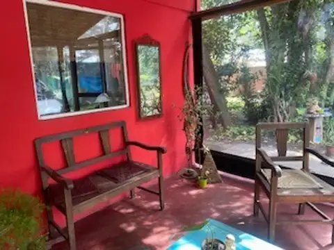 CASA EN EL CENTRO DE LA REJA ESCRITURA