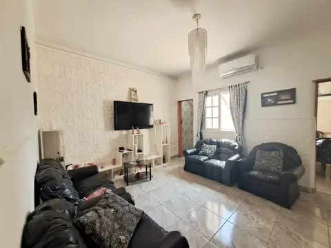 Casa en Venta en Valentín Alsina, USD 140.000