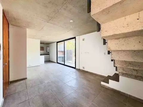 VENTA LUMINOSO DUPLEX 2 DORM A ESTRENAR LA FELICIA