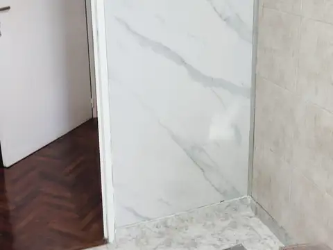 Departamento 6 ambientes con 1 baño