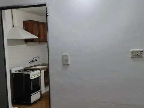 Depto Tipo Casa 7 ambientes con 2 baños