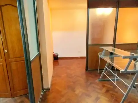 Oficina en Venta 65 años