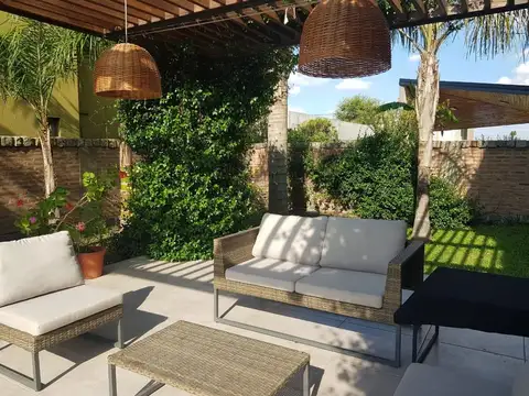 Casa en Venta en Funes Town, USD 250.000