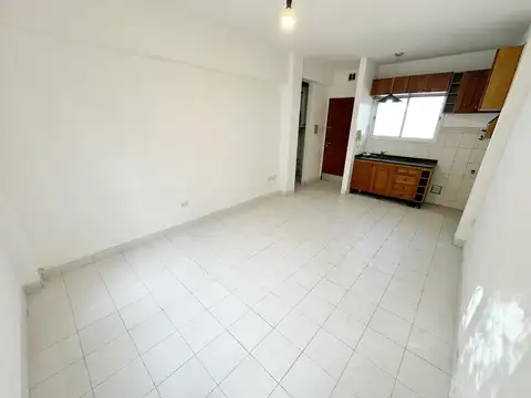 Uriarte 200, Piso 3