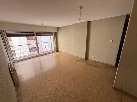 Departamento en Alquiler de 6 ambientes