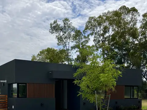 Casa en venta en Pilar Del Este - Santa Sofia a estrenar