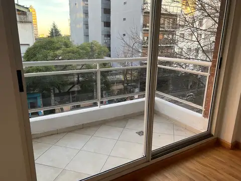 Avenida San Juan 2200, Piso 2