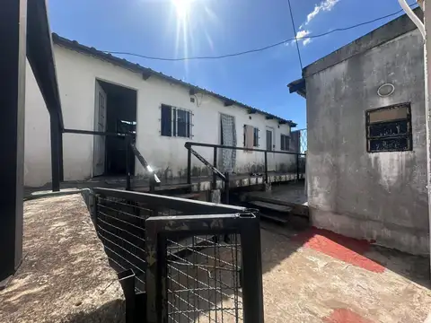 Depto Tipo Casa en Alquiler de 9 ambientes