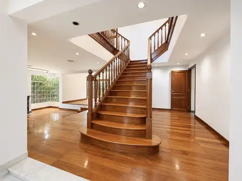 Casa en Alquiler de 6 dormitorios