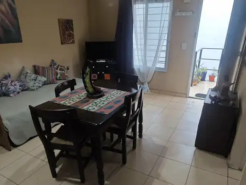 Departamento en Alquiler en Moron, $ 350.000