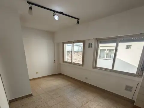 ALQUILER MONOAMBINTE EN EXCELENTE UBICACION , ZONA CENTRICA RAMOS MEJIA