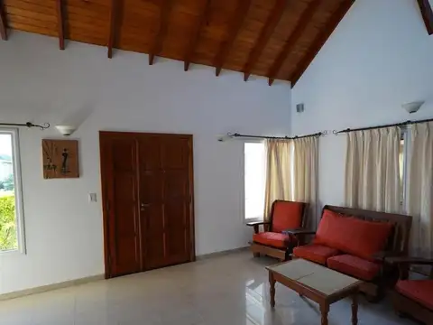 Casa en Venta en Country Club Banco Provincia, USD 290.000