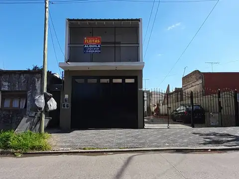 Acassuso 200, Piso 1