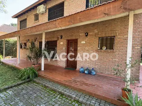 Casa en Venta en Barrio Parque Leloir, USD 350.000