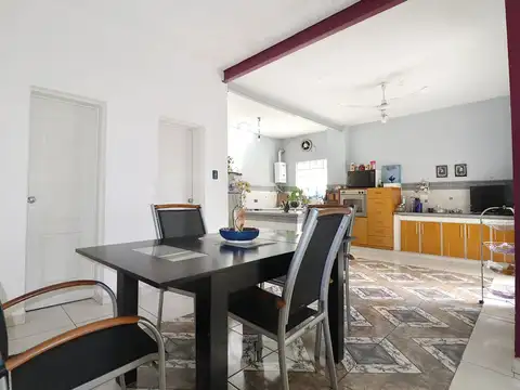 Depto Tipo Casa 4 ambientes con 2 baños