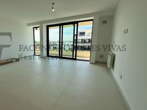 VENTA - DEPARTAMENTO - 4 AMBIENTES - BARRIO NAON - MATADEROS - BALCON