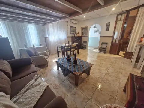 Depto Tipo Casa en Venta en Pompeya, USD 163.000