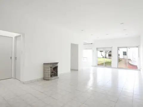 Depto Tipo Casa en Venta de 3 dormitorios