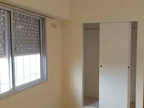 Departamento - Alquiler - Argentina, Ezeiza - Sarmiento 163