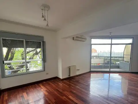 ALQUILER 3 AMB PQUE CHACABUCO CON COCHERA