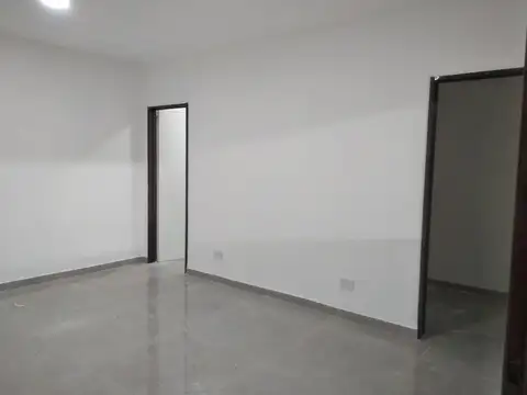 Galpon en Alquiler 34  mts Frente