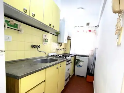 EXCELENTE OPORTUNIDAD VENTA DEPTO 2 AMB A 1 CUADRA DEL MAR