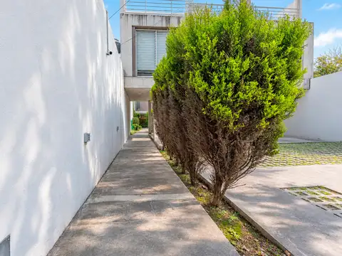 Depto Tipo Casa 2 ambientes con 1 baño