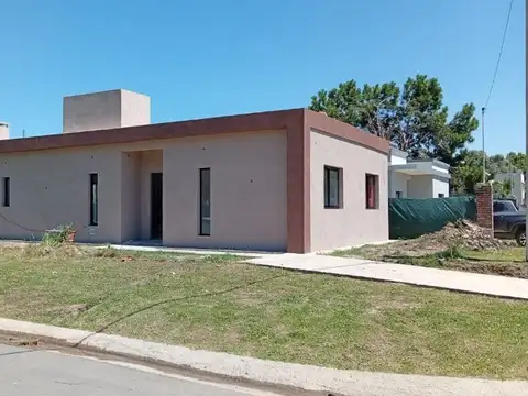 CASA 3 AMBIENTES PILAR, VENTA