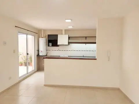 Departamento en Alquiler con 1 cocheras