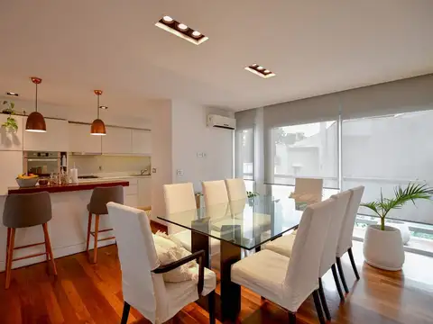 CASA VENTA LA PLATA PILETA 3 DORMITORIOS COCHERA