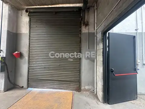 Depósito 1215 m² en Alquiler sobre Panamericana