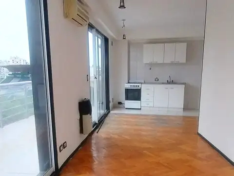 Monoambiente 48 mtrs, frente, piso 8, balcón aterrazado