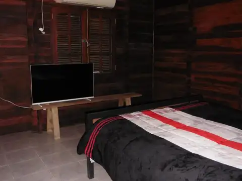 Casa en venta - 3 Dormitorios 2 Baños - Colón