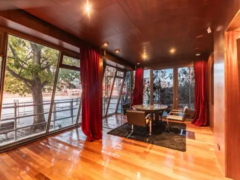 Alicia Moreau de Justo 700