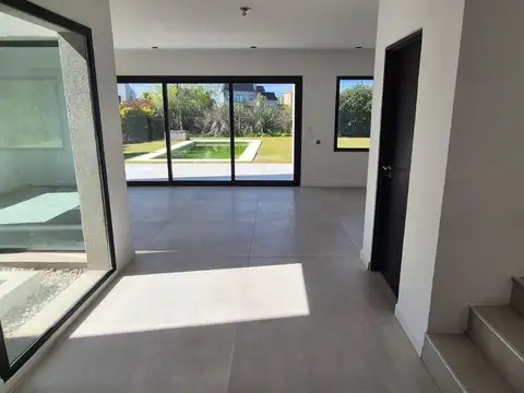 Casa en Venta en Puertos - Barrio Ceibos, USD 280.000