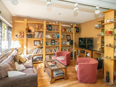 Casa 5 ambientes con 3 baños