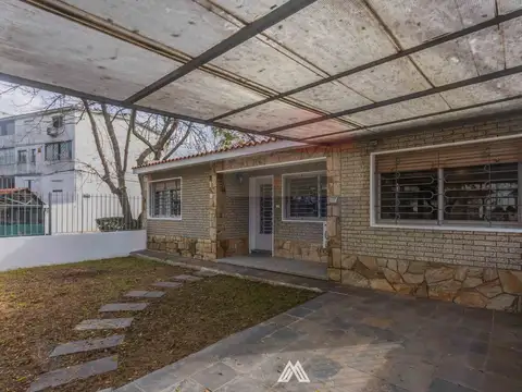 Venta casa en Sayago 3 dormitorios 2 baños cochera