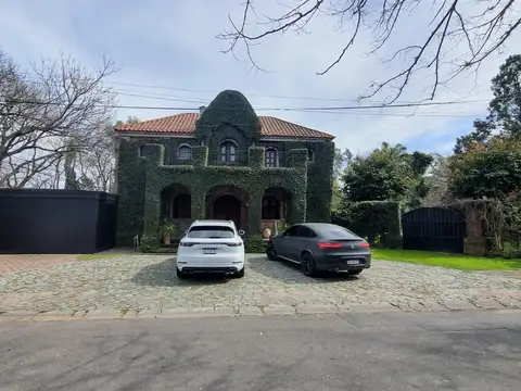 Casa en Venta en Santa Rita, USD 989.000